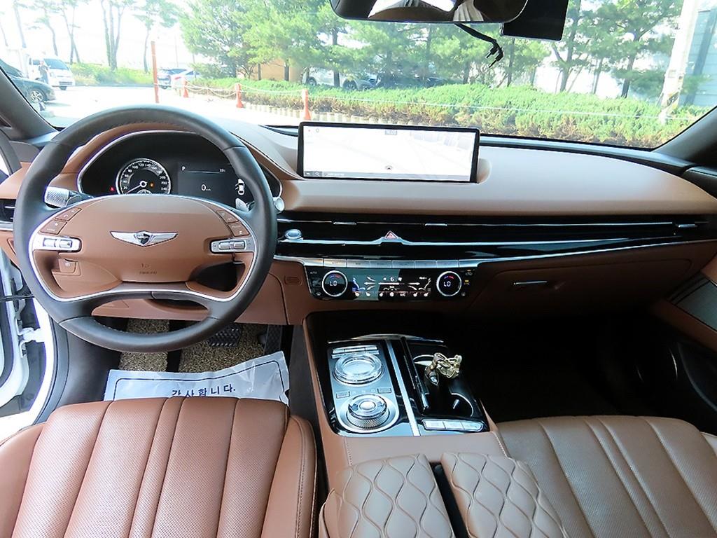 Genesis G80 - Vista 7