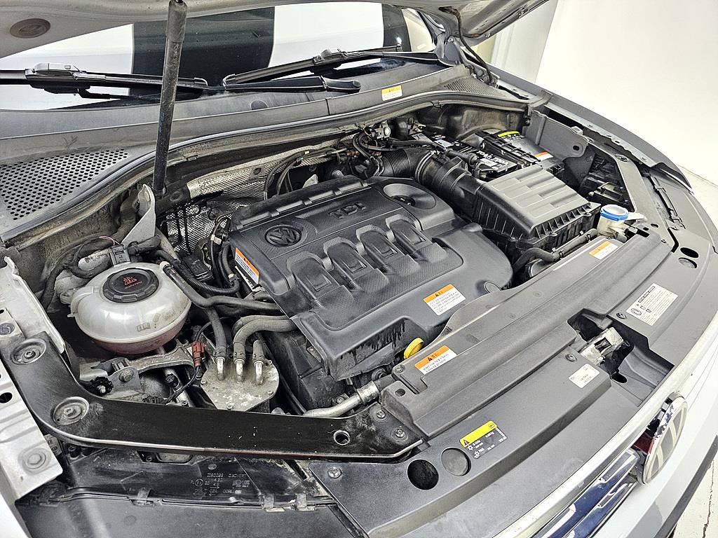 Volkswagen Tiguan - Vista 4