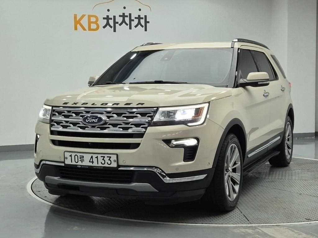 Ford Explorer 2018 the color of pearl - Importación desde Corea - HF Imports Iquique - Foto 1
