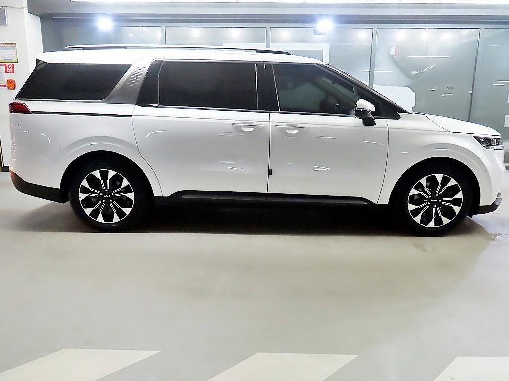 KIA Carnival - Vista 3