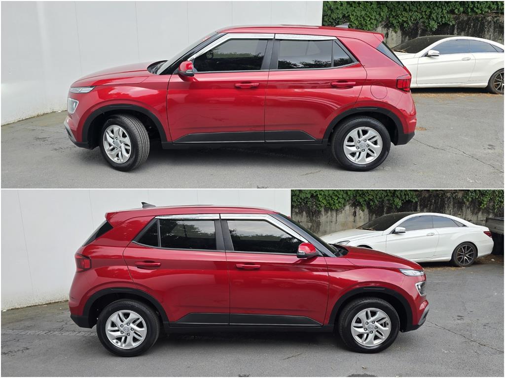 HYUNDAI Venue - Vista 5