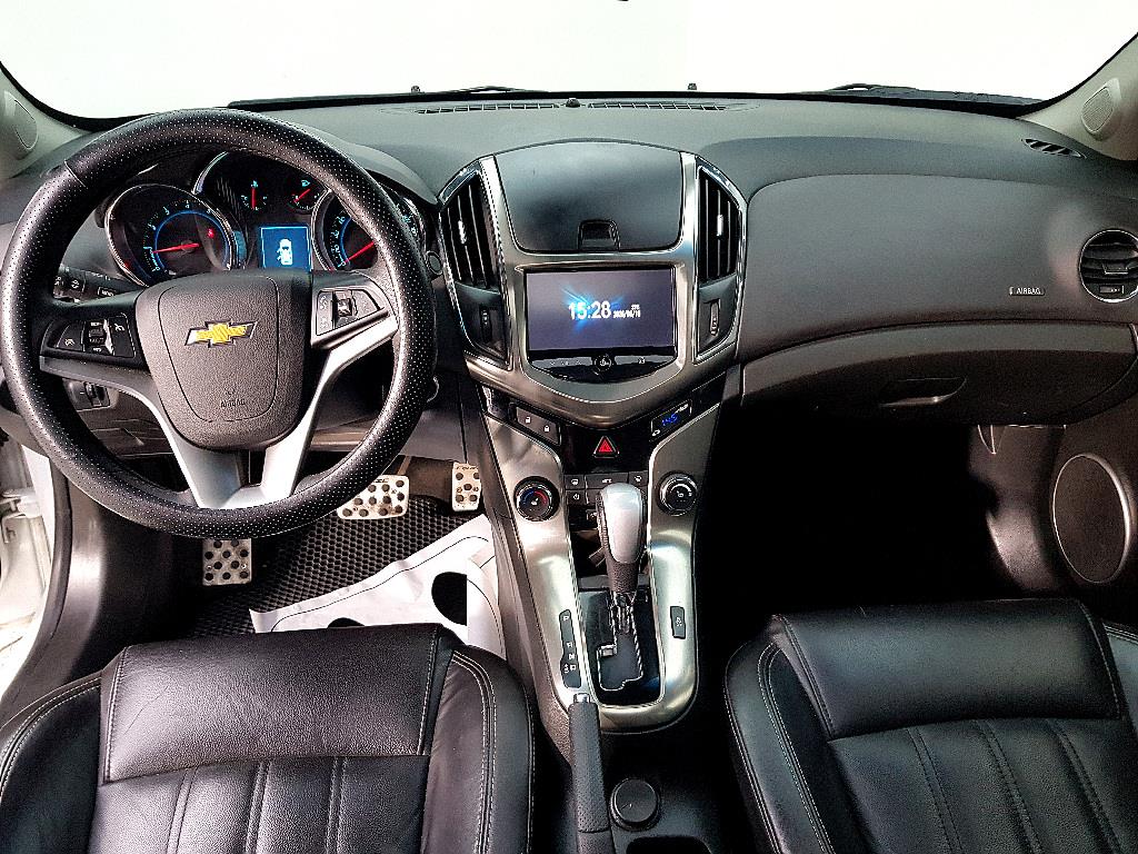 Chevrolet Cruise - Vista 5