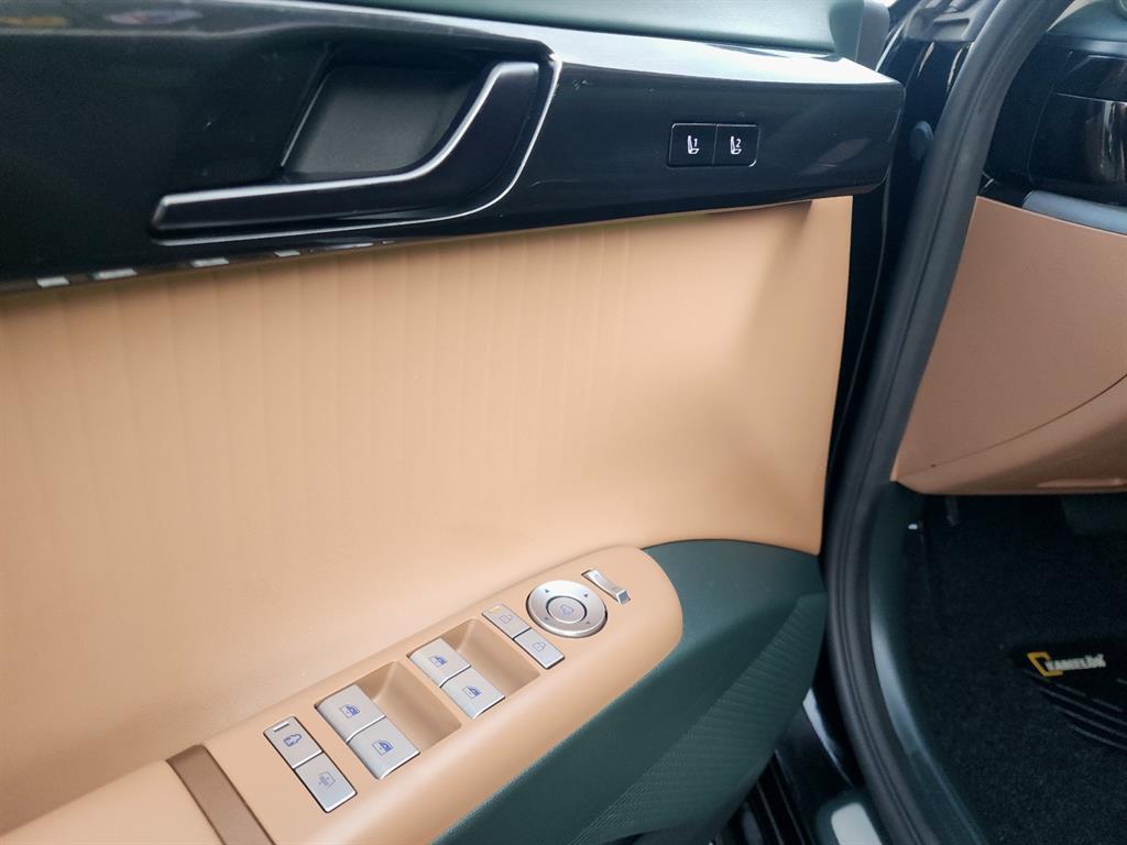 HYUNDAI Grandeur - Vista 6