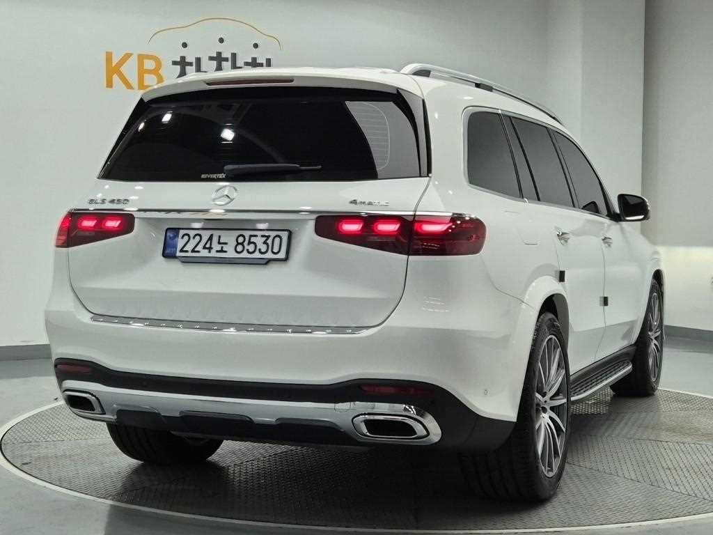 Mercedes Benz GLS Class - Vista 3