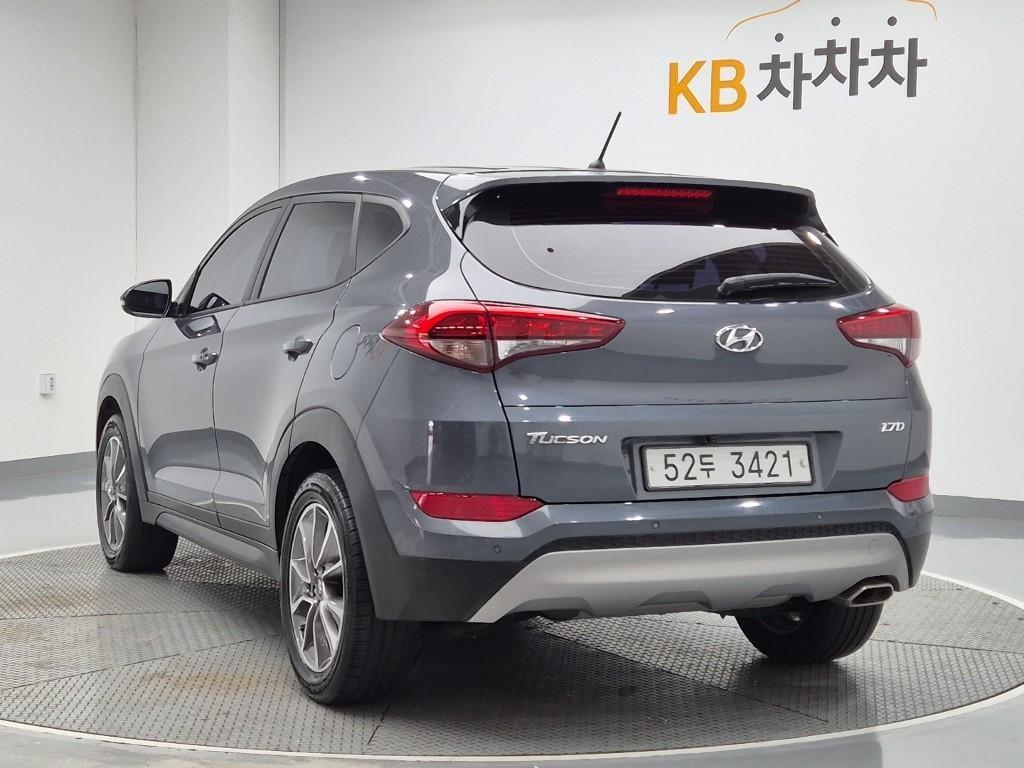 HYUNDAI Tucson - Vista 2