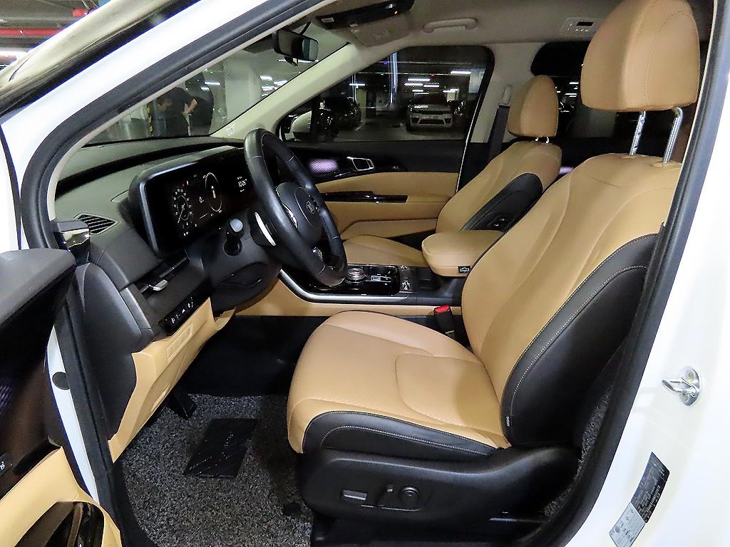 KIA Carnival - Vista 6