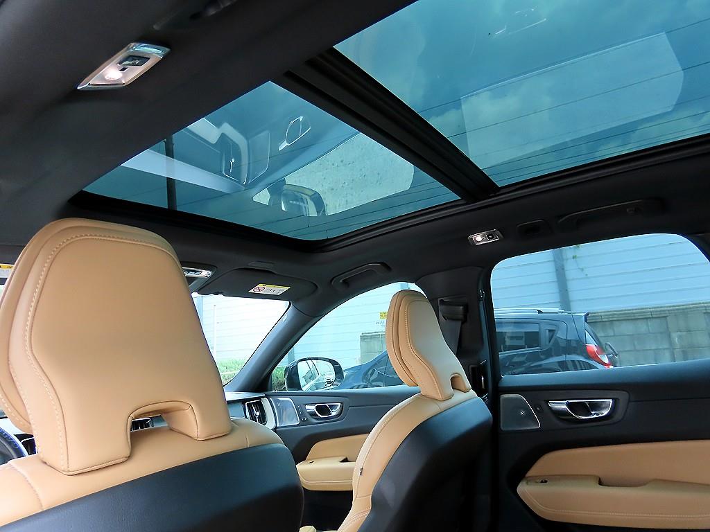 Volvo XC60 2020 Negro - Importación desde Corea - HF Imports Iquique - Foto 15
