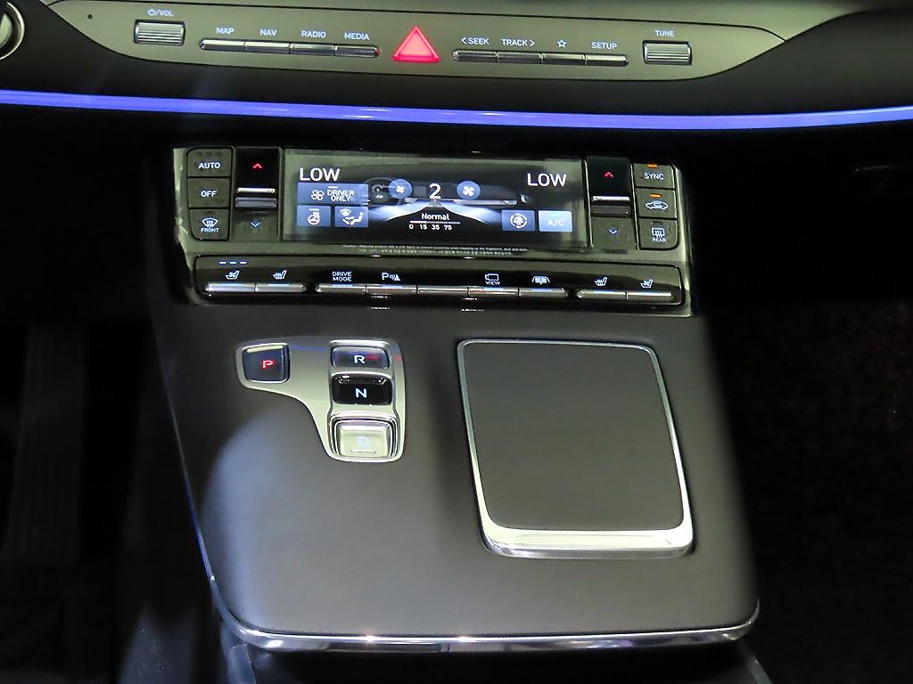 HYUNDAI Grandeur - Vista 12