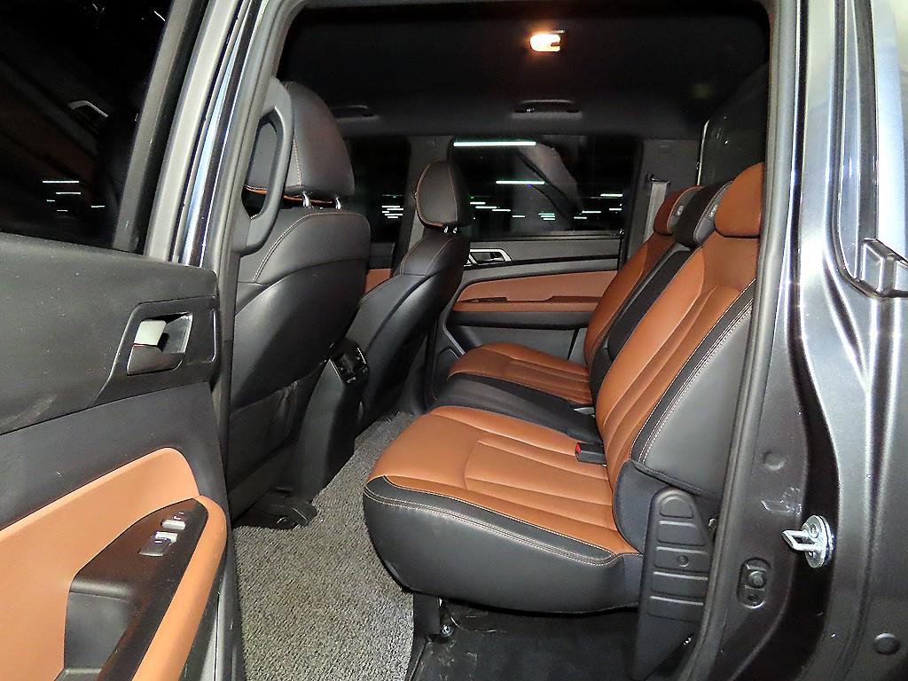 Ssangyong Rexton - Vista 7