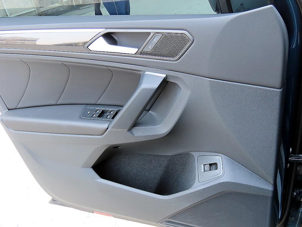 Volkswagen Tiguan - Vista 12