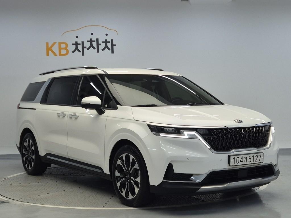 KIA Carnival - Vista 4