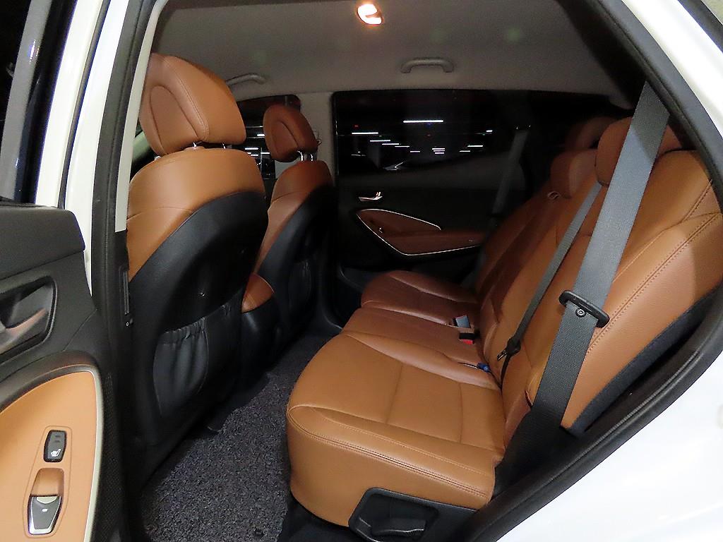 HYUNDAI Santa Fe - Vista 7
