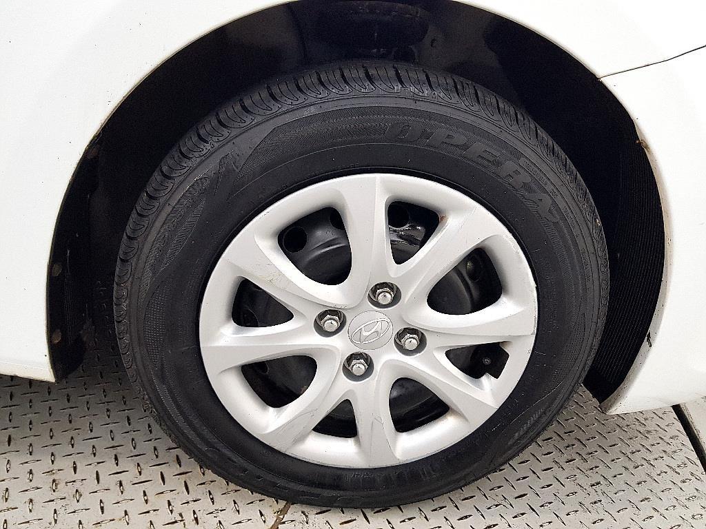 HYUNDAI Accent 2014 Blanco - Importación desde Corea - HF Imports Iquique - Foto 20