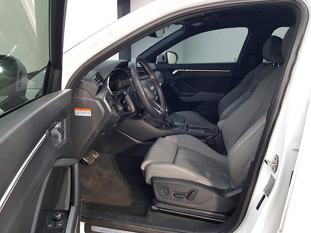 Audi Q3 - Vista 8
