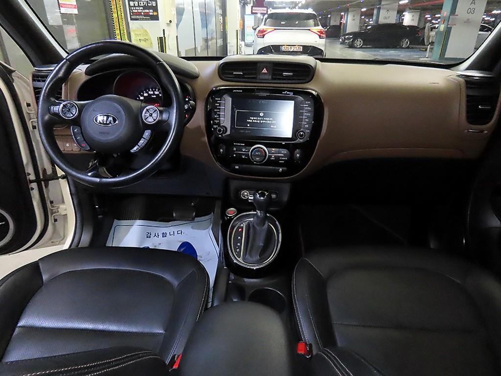 KIA Soul - Vista 10