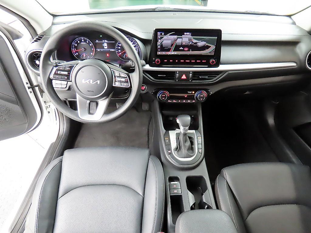 KIA K3 - Vista 7