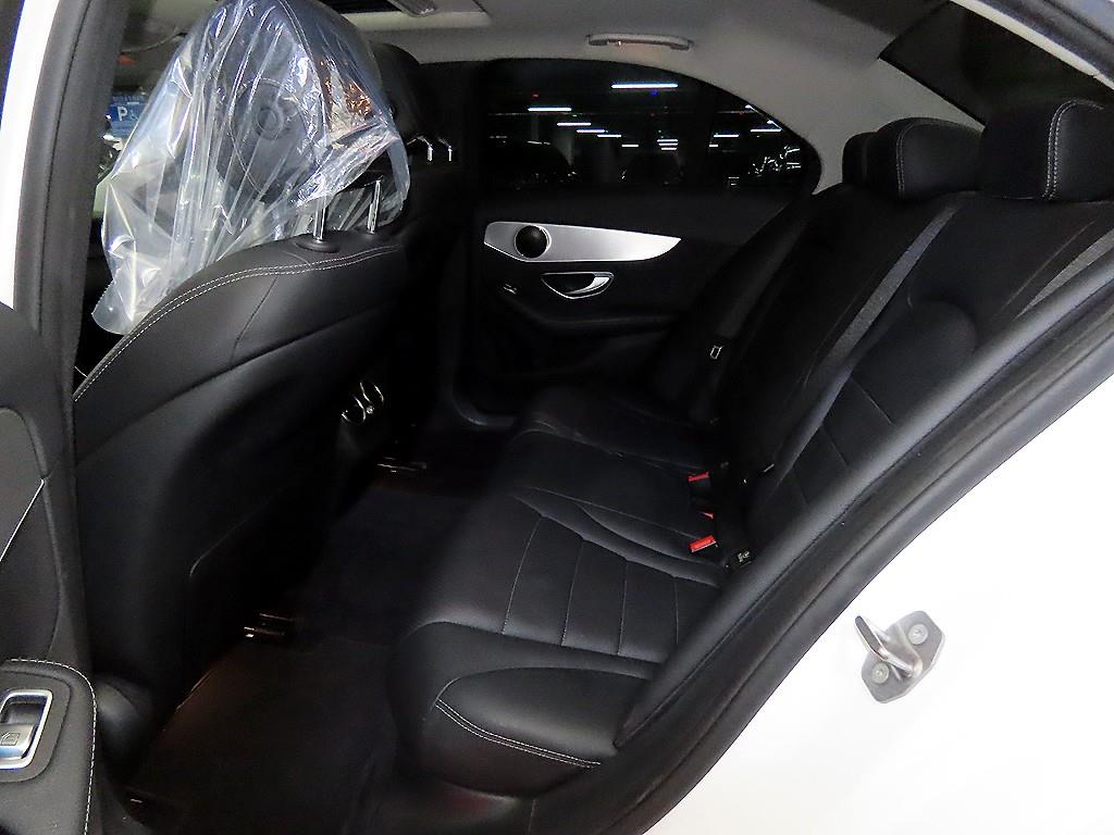 Mercedes Benz C Class - Vista 7