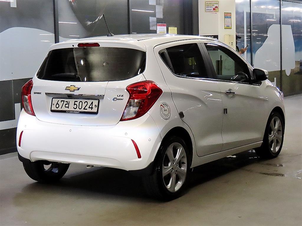 Chevrolet Spark - Vista 4