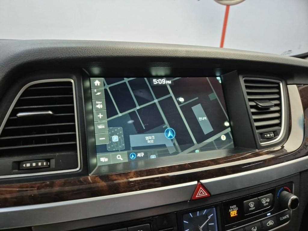 HYUNDAI Genesis 2016 Negro - Importación desde Corea - HF Imports Iquique - Foto 13