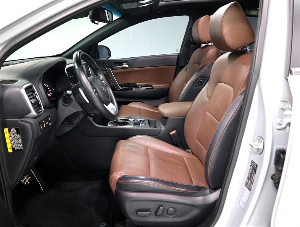 KIA Sportage - Vista 8