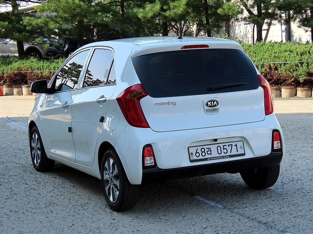 KIA Morning - Vista 3