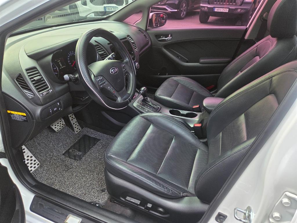 KIA K3 2015 Blanco - Importación desde Corea - HF Imports Iquique - Foto 16