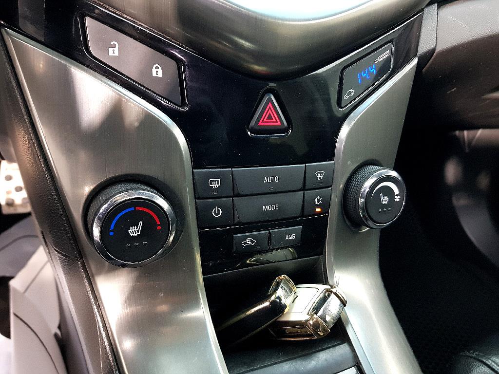 Chevrolet Cruise - Vista 12