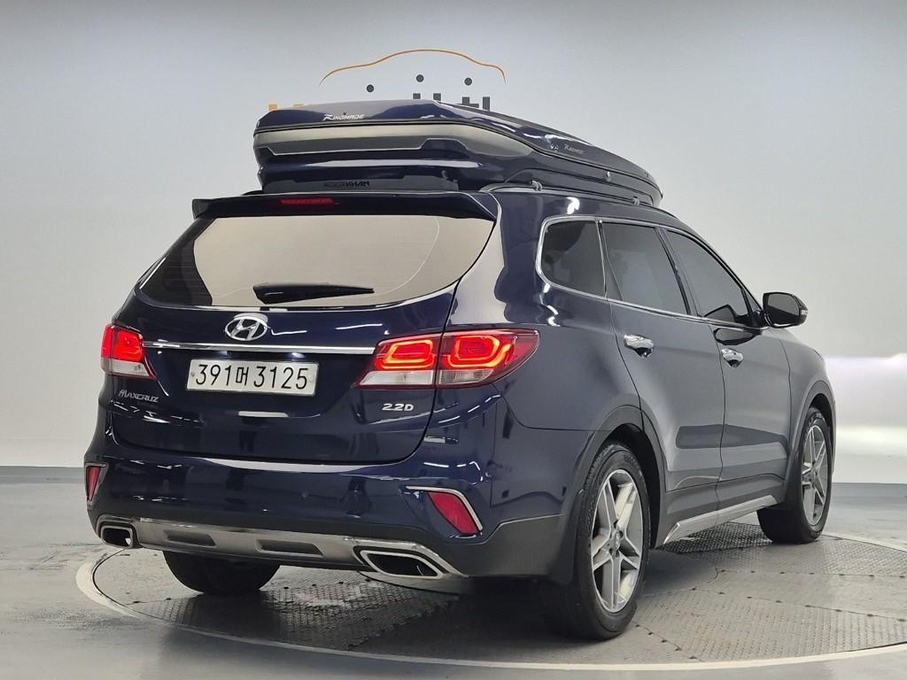 HYUNDAI Maxcruz - Vista 3