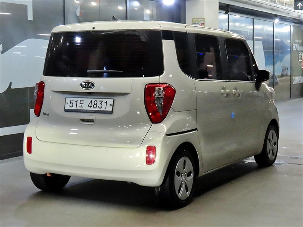 KIA Ray - Vista 4