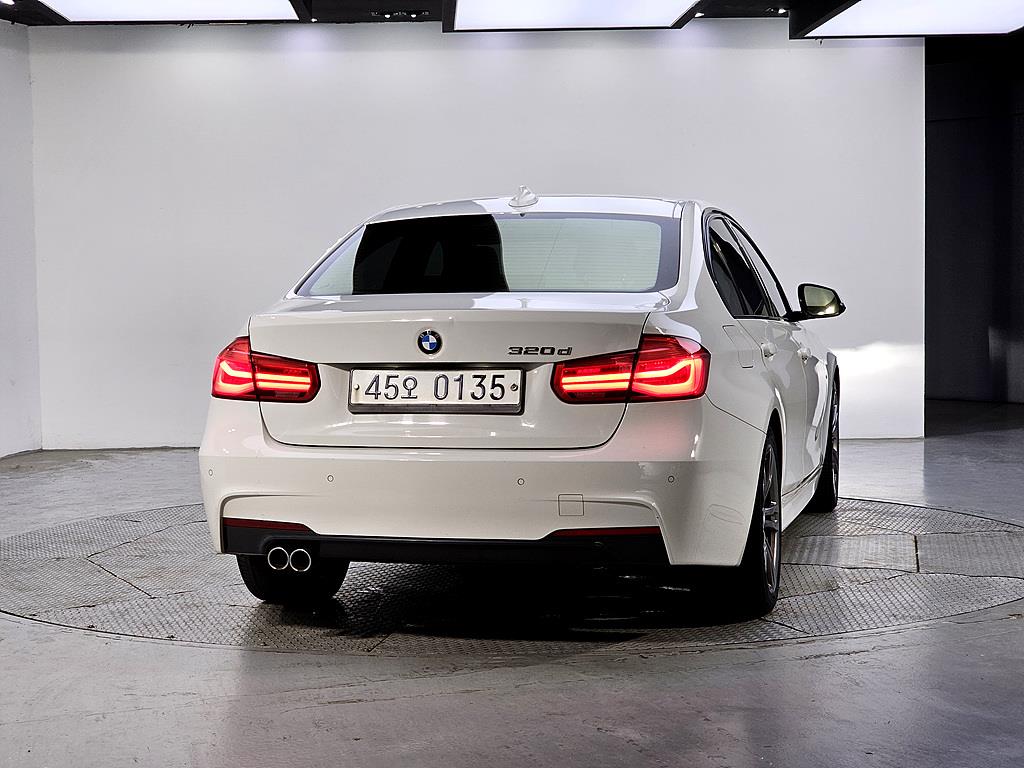 BMW 3 series - Vista 3