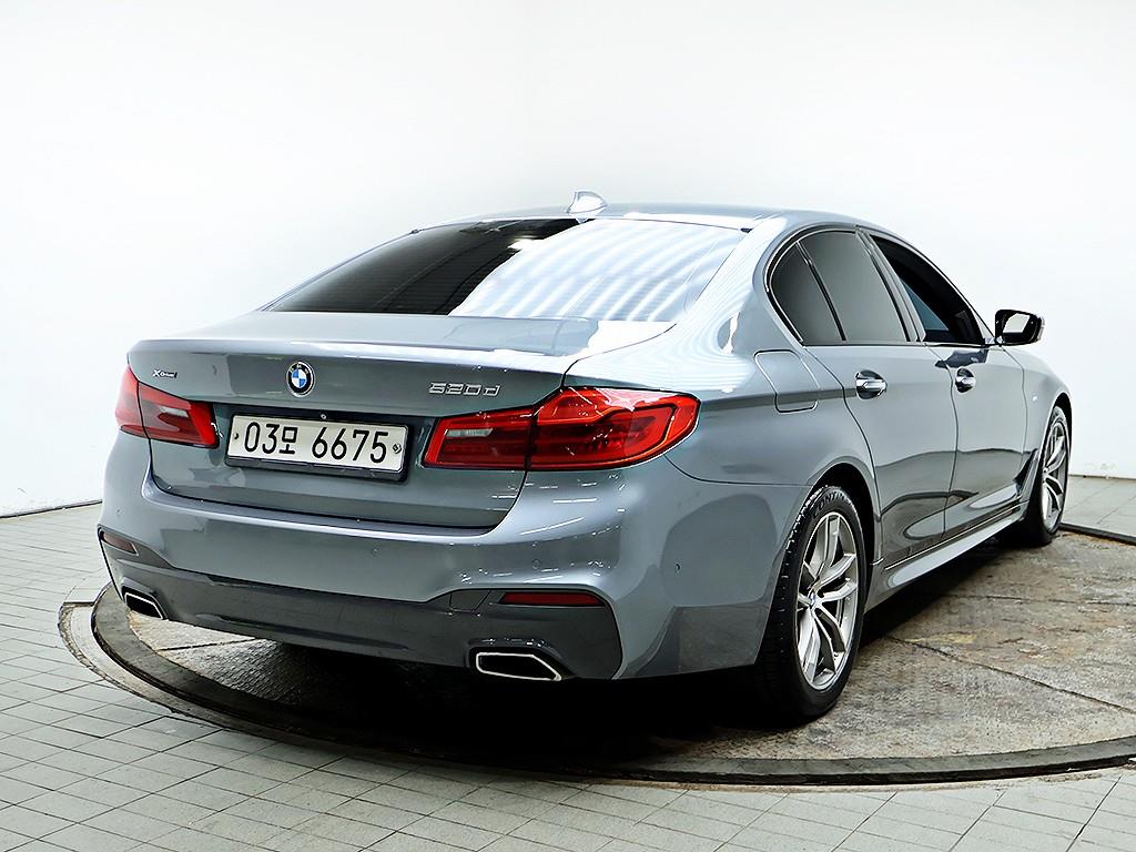 BMW 5 Series - Vista 7