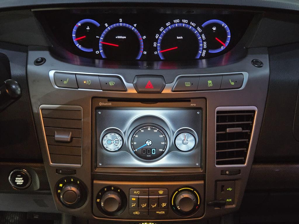 Ssangyong Korando - Vista 12