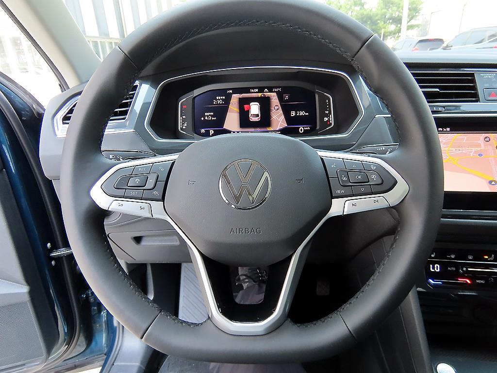 Volkswagen Tiguan - Vista 8