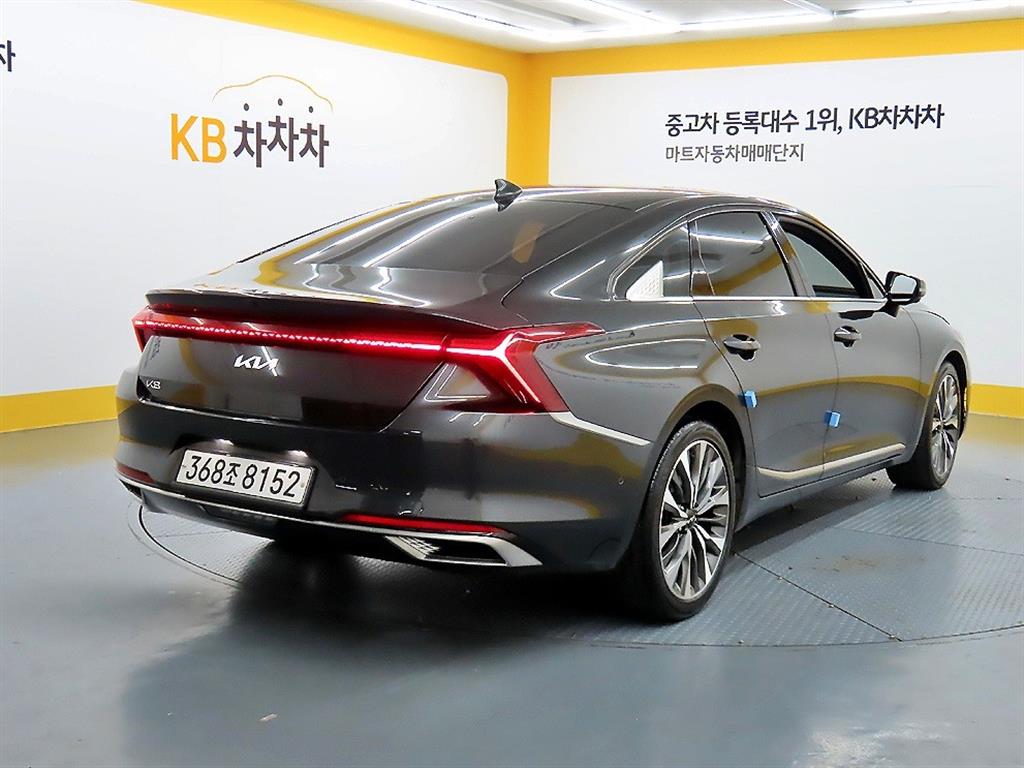 KIA K8 - Vista 4
