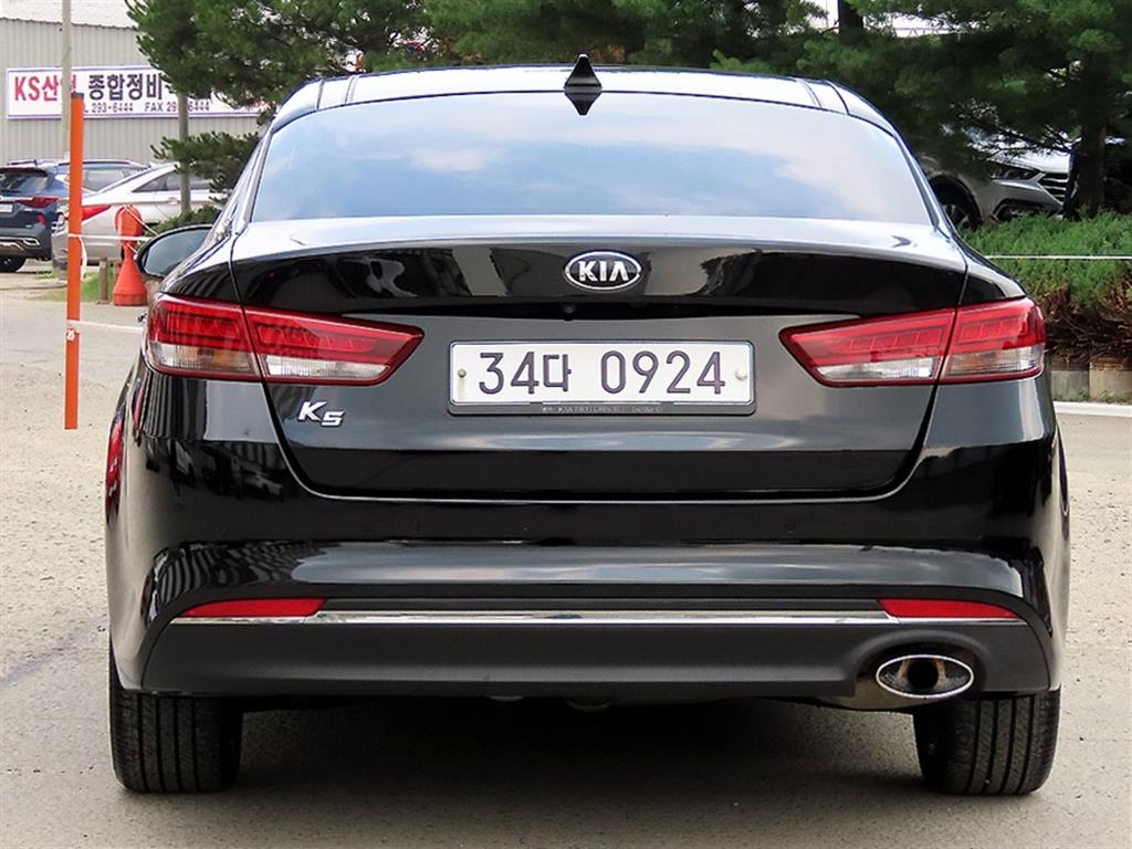KIA K5 - Vista 4