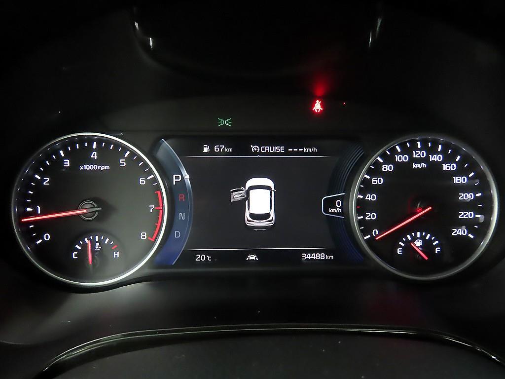 KIA Seltos - Vista 8