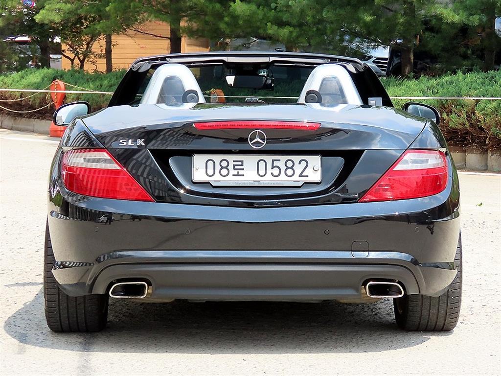 Mercedes Benz SLK Class - Vista 8