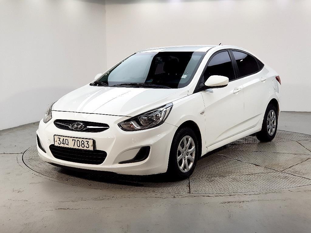 HYUNDAI Accent 2014 Blanco - Importación desde Corea - HF Imports Iquique - Foto 1