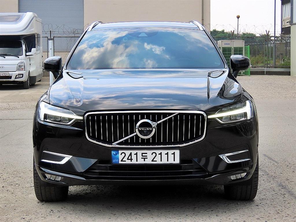 Volvo XC60 2020 Negro - Importación desde Corea - HF Imports Iquique - Foto 1
