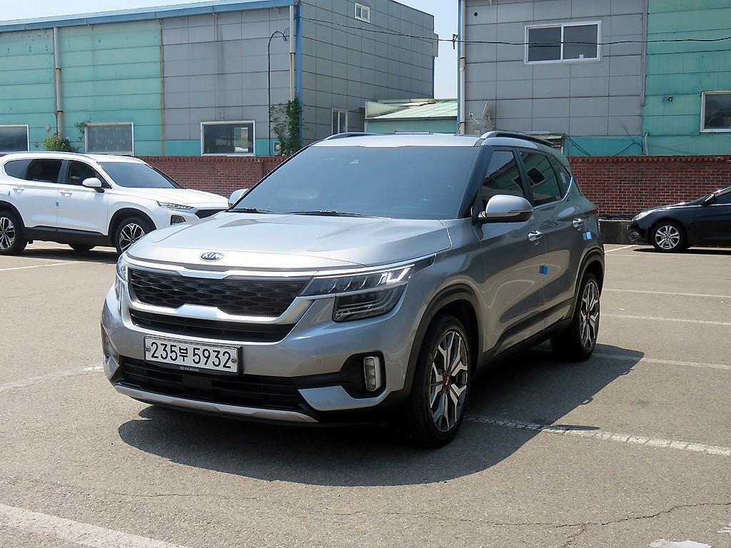 KIA Seltos - Vista 2