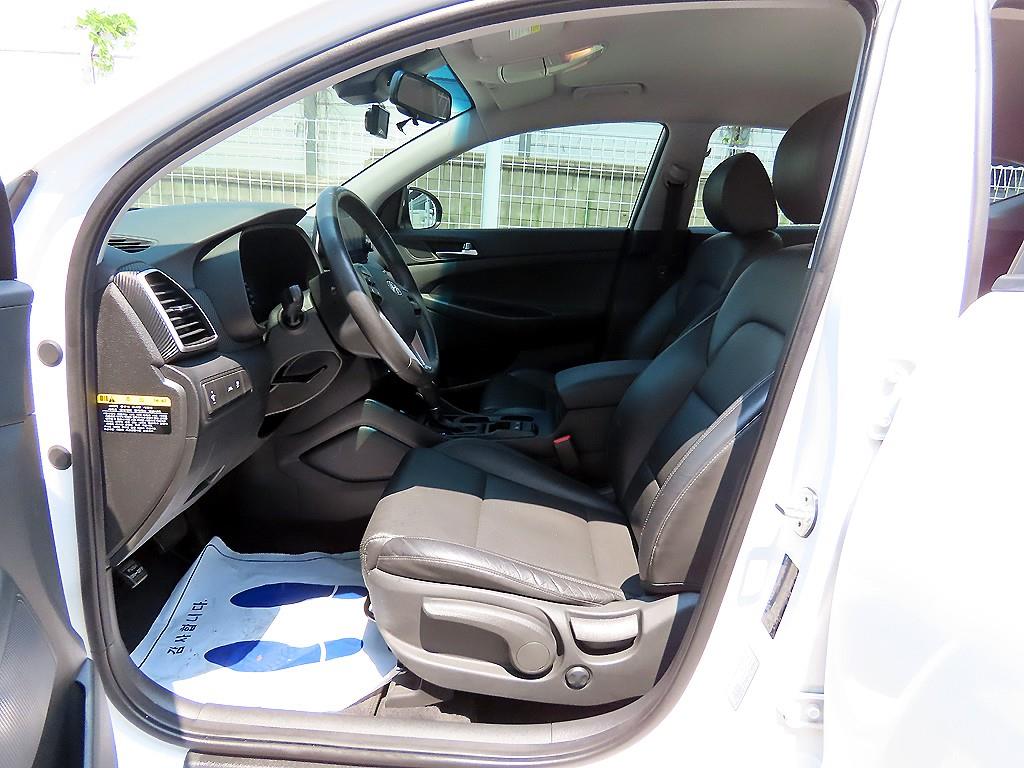HYUNDAI Tucson - Vista 5