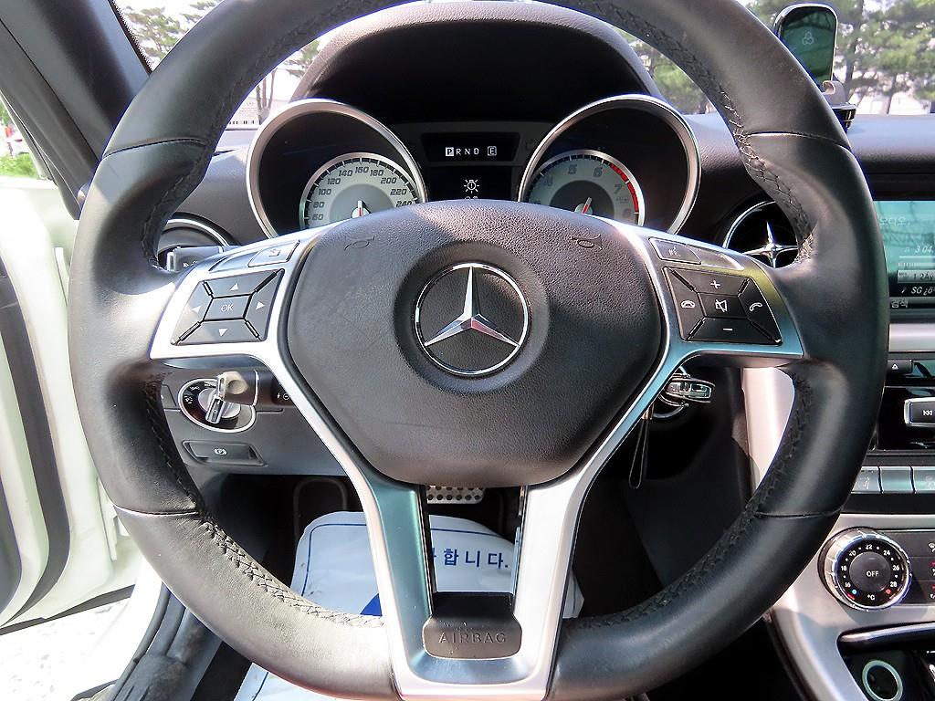 Mercedes Benz SLK Class - Vista 12