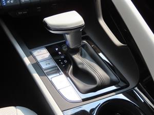 HYUNDAI Avante - Vista 12