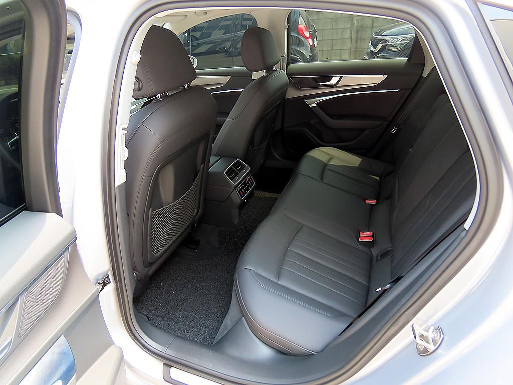 Audi A6 - Vista 6