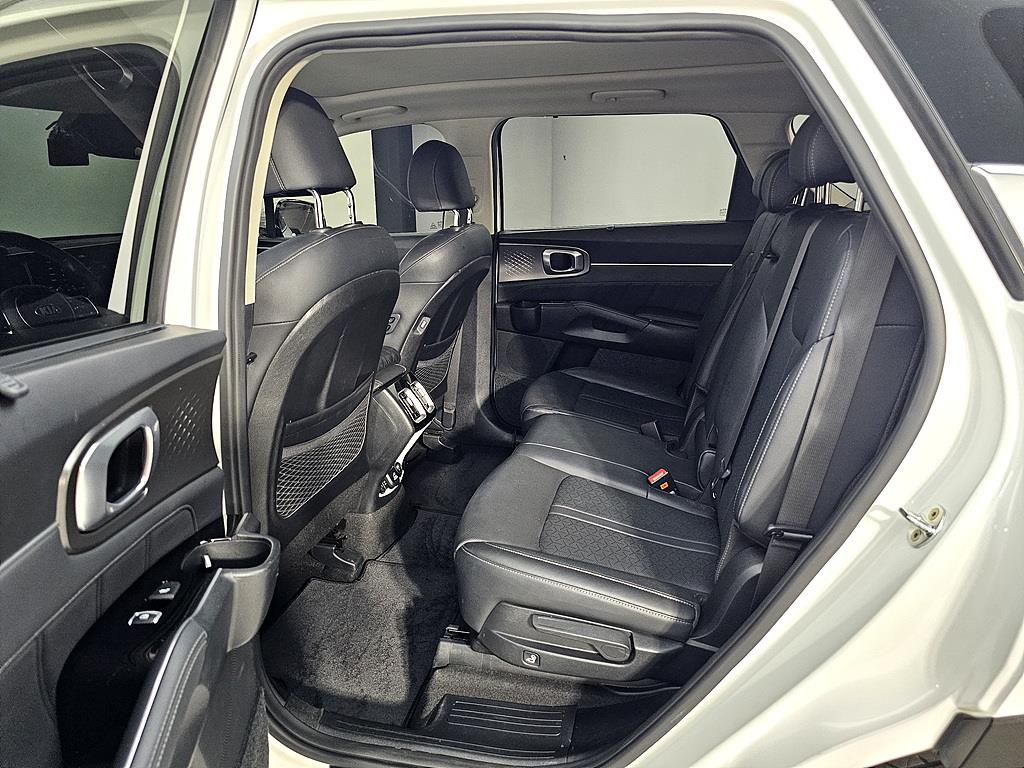 KIA Sorento - Vista 9