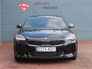 KIA Stinger - Vista 4