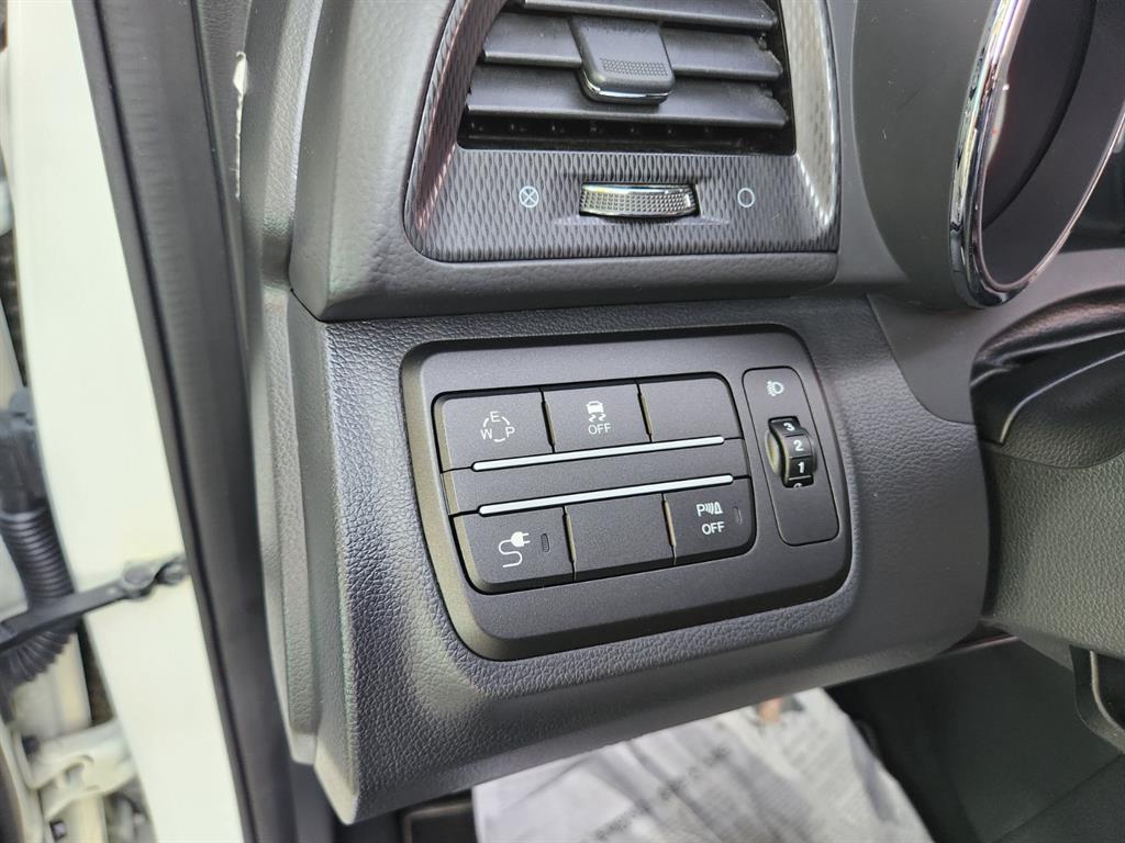 Ssangyong Tivoli - Vista 11