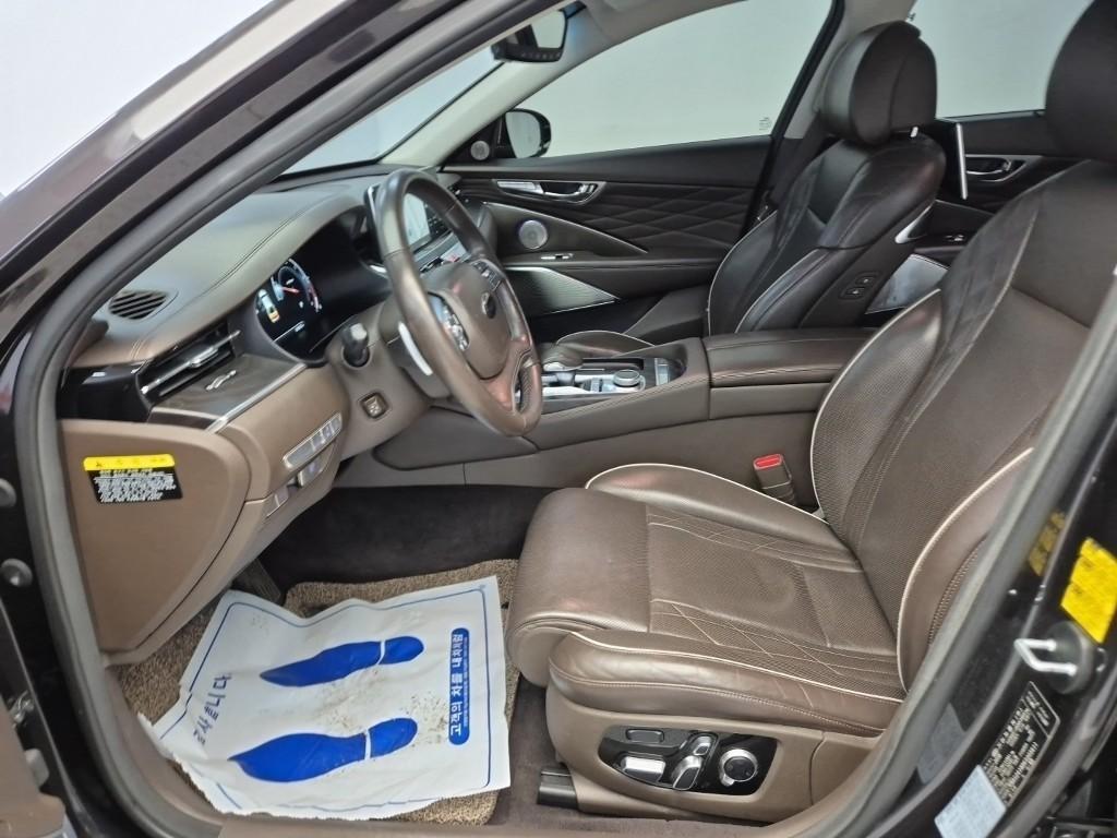 KIA K9 - Vista 11