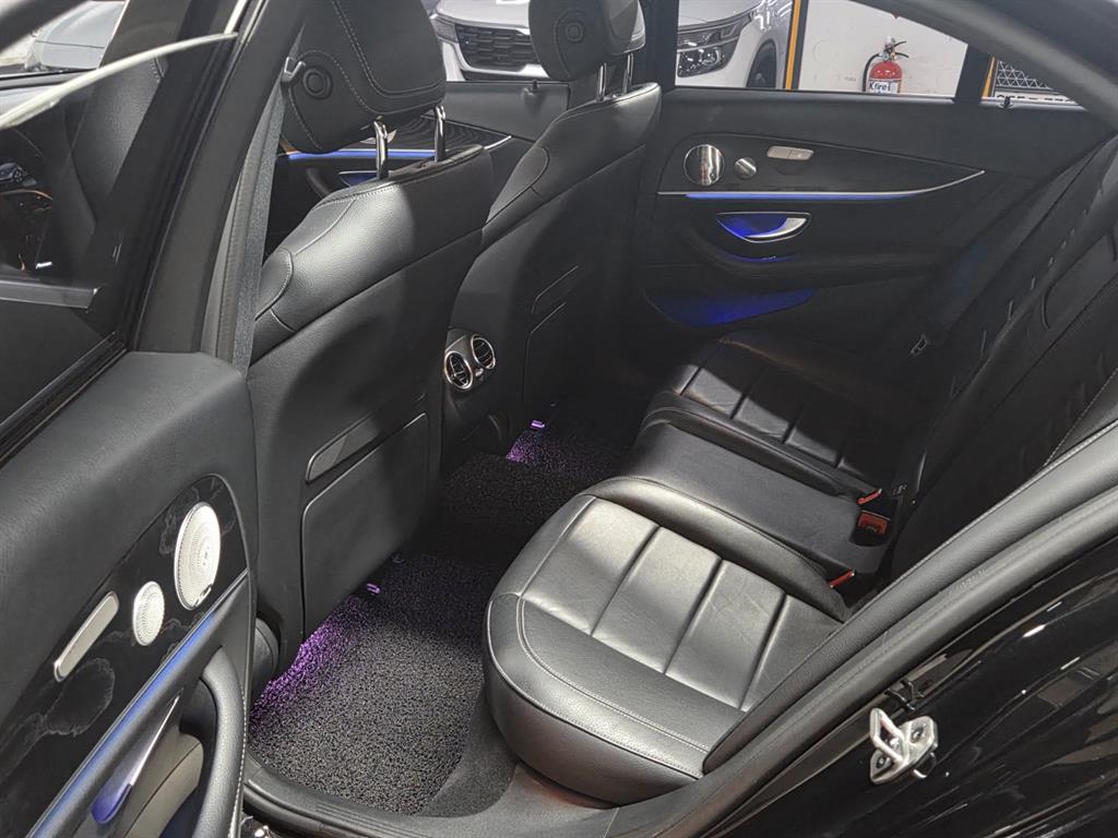 Mercedes Benz E class 2019 Negro - Importación desde Corea - HF Imports Iquique - Foto 15