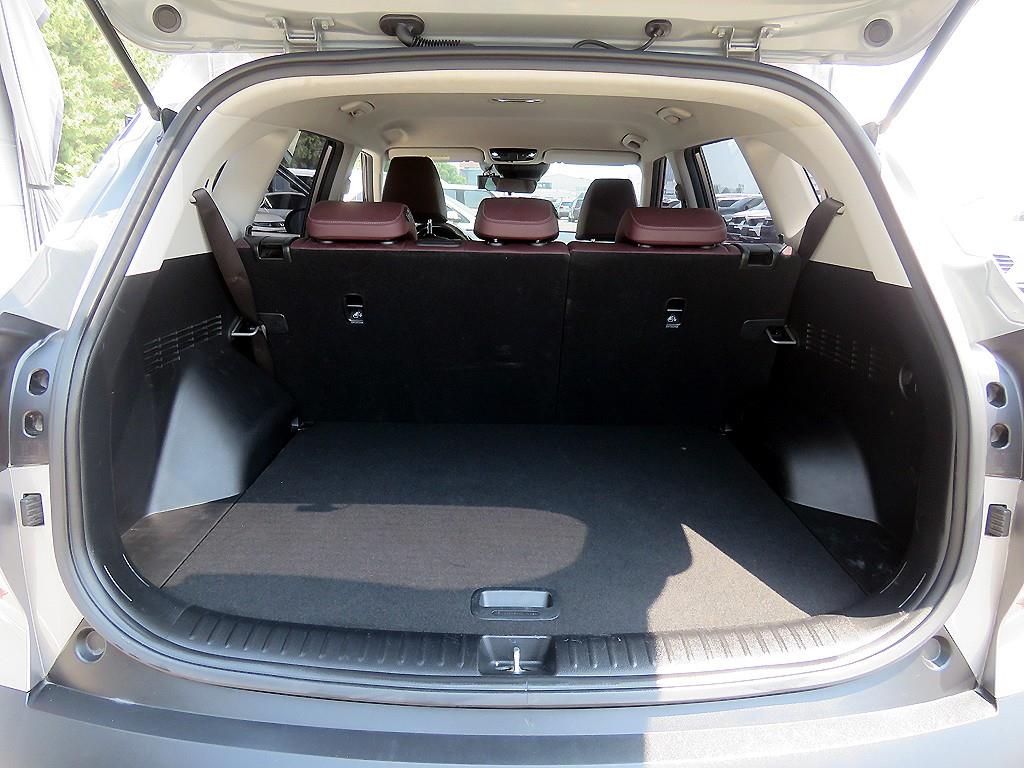 KIA Seltos - Vista 5